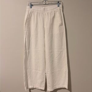 Old Navy Petite Wide-Leg Pants in White